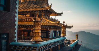 Tibet – Buddhismus und Wirtschaft zwischen Tradition und Moderne