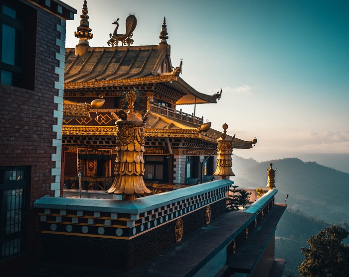 Tibet – Buddhismus und Wirtschaft zwischen Tradition und Moderne